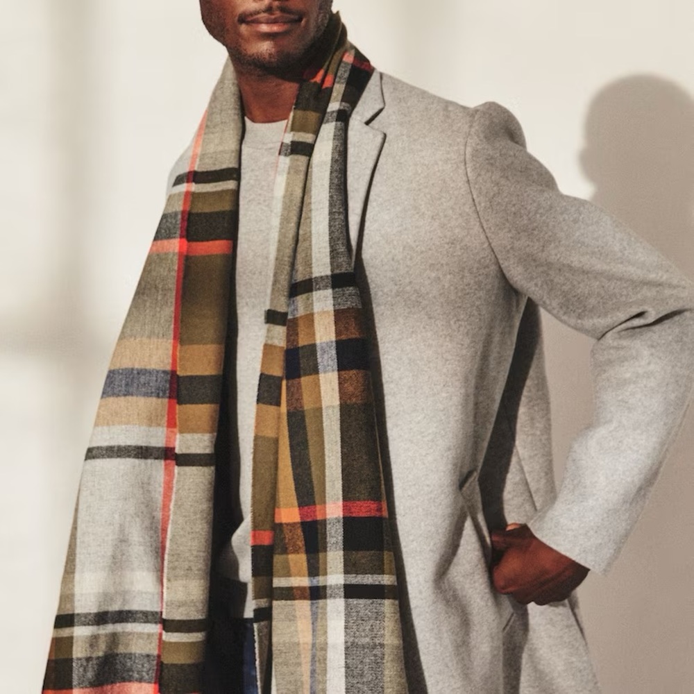 NWT Men’s Super Soft Scarf - CABIN PLAID